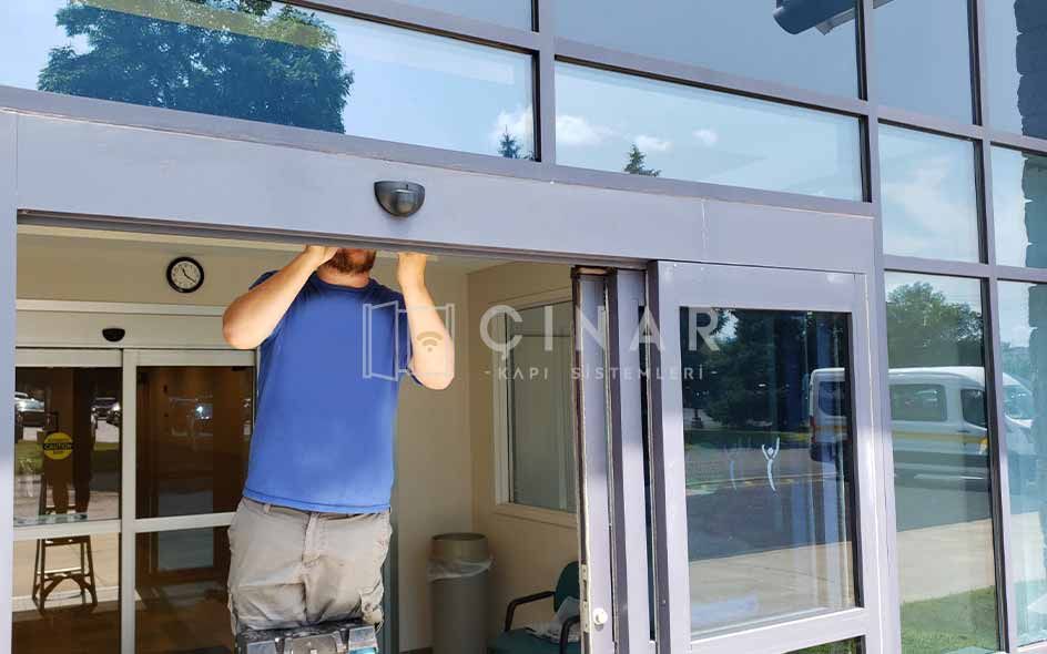 Bahçelievler Otomatik Kapı Tamiri - Çınar Kapı Sistemleri