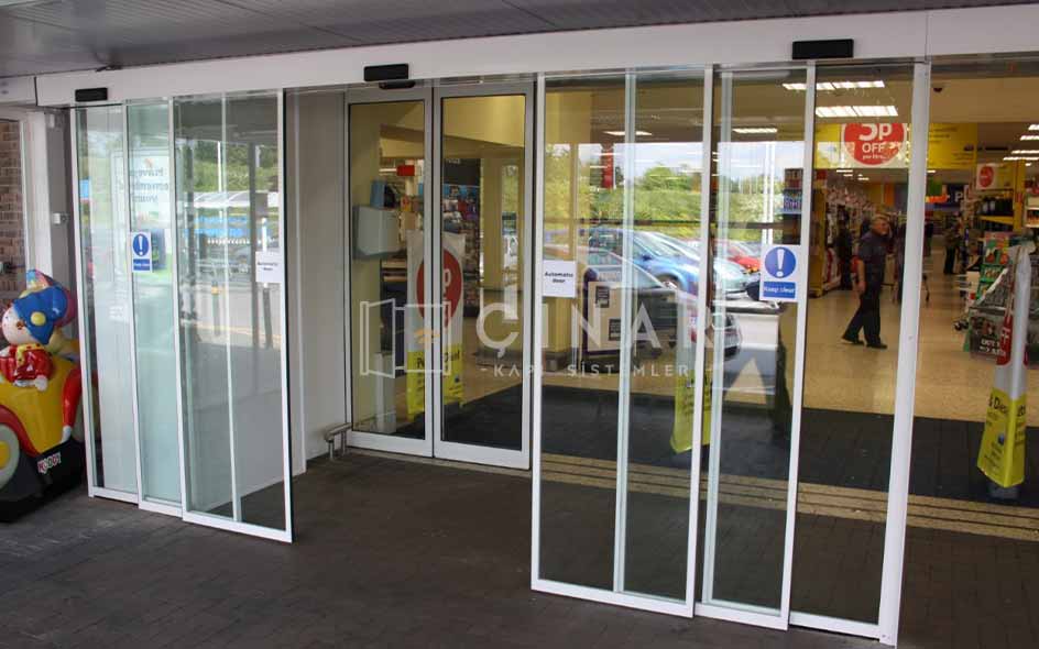 Yana Kayar Fotoselli Kapılar Neden Beğenilmektedir? - Çınar Kapı Sistemleri