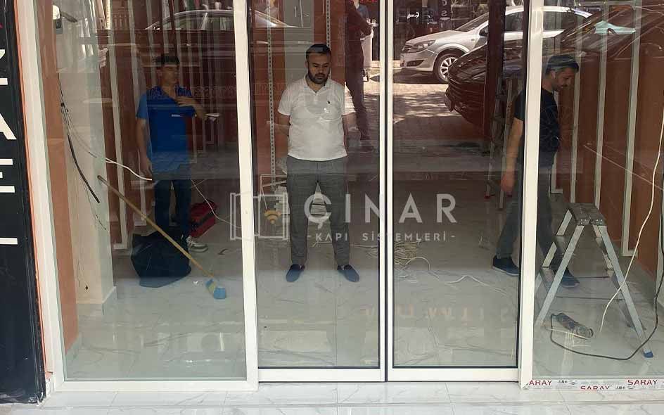 Merter Otomatik Kapı Servisi - Çınar Kapı Sistemleri