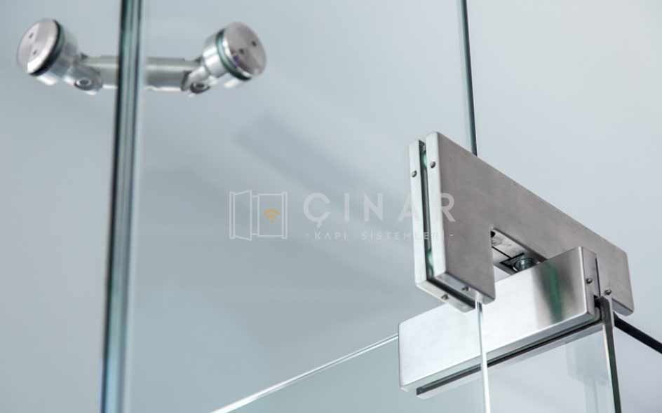 Cam Kapı Üretimi - Çınar Kapı Sistemleri