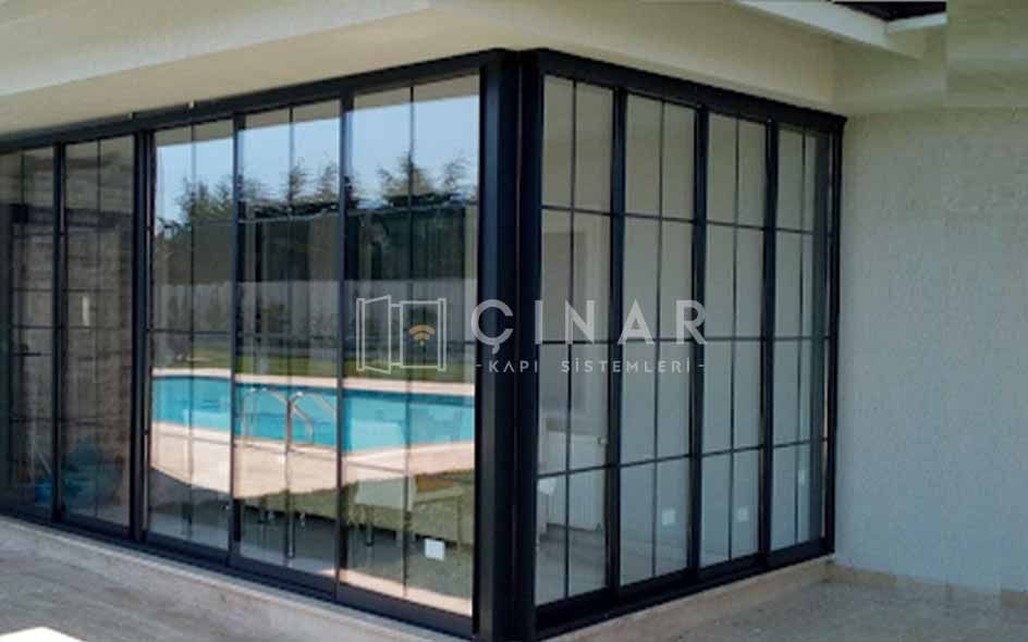 Katlanır Cam Balkon Sürgülü mü? Katlanır mı? - Çınar Kapı Sistemleri